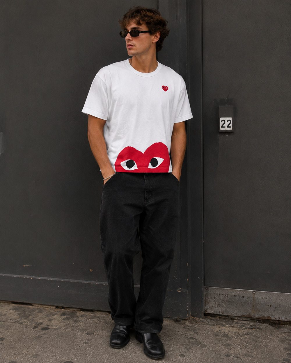 Men XL COMME DES GARCONS CDG PLAY HALF HEART TEE AZ-T034 Japan READ